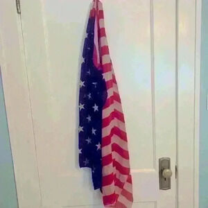 NWOT American Flag scarf